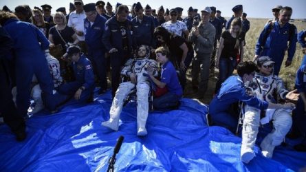 Επέστρεψαν στη Γη τρεις αστροναύτες του Διεθνούς Διαστημικού Σταθμού (ISS)
