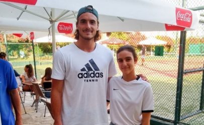 Αποθέωση για τον Τσιτσιπά στην Κέρκυρα (ΦΩΤΟ)