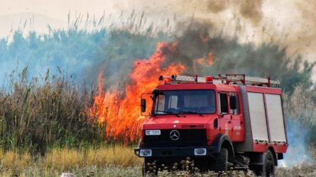 Σε κατάσταση συναγερμού για τις πυρκαγιές και αύριο Κυριακή