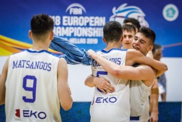 Τα ζευγάρια στην φάση των «16» στο Ευρωπαϊκό πρωτάθλημα μπάσκετ εφήβων στο Βόλο