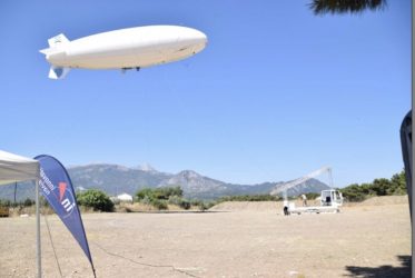 Παρακολουθεί τα ελληνικά θαλάσσια σύνορα το ζέπελιν του Λιμενικού