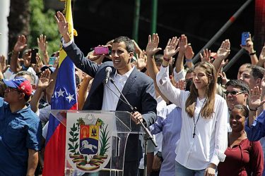 Η Ελλάδα αναγνώρισε τον Γκουαϊδό ως μεταβατικό πρόεδρο στη Βενεζουέλα