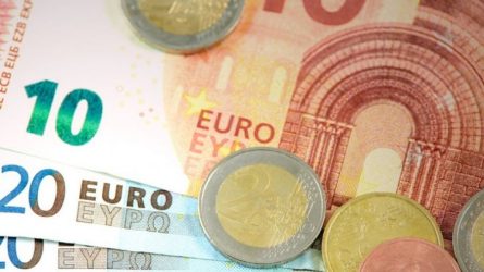 Δείτε πώς θα πληρωθείτε την αργία του Δεκαπενταύγουστου εφόσον δουλεύετε