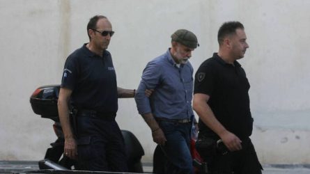 Πίσω στη φυλακή ο Επαμεινώνδας Κορκονέας – Συνελήφθη στη Δυτική Μάνη