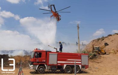 Σε εξέλιξη φωτιά σε αγροτική περιοχή της Θάσου