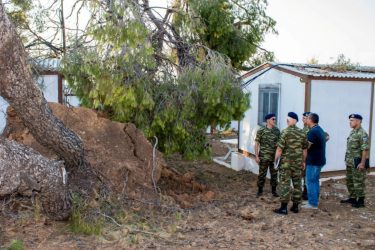 Χαλκιδική: Στη Νέα Φωκαία ο αρχηγός ΓΕΣ (ΦΩΤΟ)