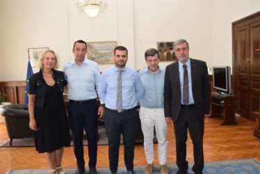 Υπογράφηκε η σύμβαση για τον καθαρισμό του Θερμαϊκού κόλπου