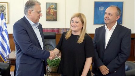 Αλλαγή σκυτάλης στο Υπουργείο Μακεδονίας-Θράκης
