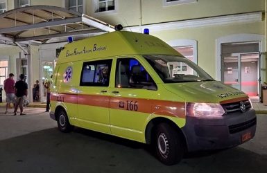 Αυτοκίνητο συγκρούστηκε με μηχανάκι στη Θεσσαλονίκη