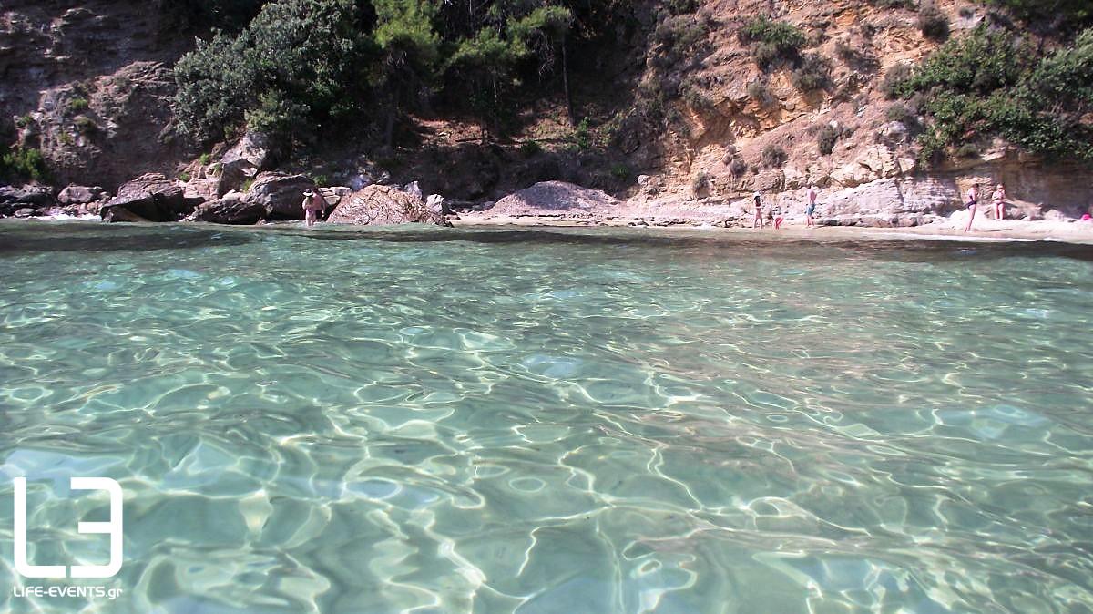 παραλία Παράδεισος Θάσος Ελλάδα απόδραση προορισμός καλοκαίρι
