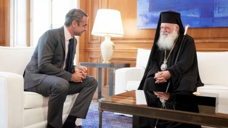 Μητσοτάκης-Ιερώνυμος συζήτησαν για τις σχέσεις Πολιτείας-Εκκλησίας