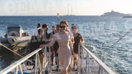 Στη Μύκονο η εγγονή του εκλιπόντα δισεκατομμυριούχου Ντέιβιντ Ροκφέλερ