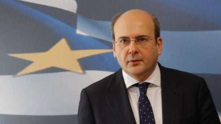 Χατζηδάκης: “Ανω των 800 ευρώ ο κατώτατος μισθός”