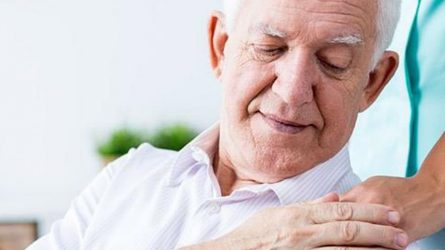 Η καλή κοινωνική ζωή μειώνει τον κίνδυνο εμφάνισης άνοιας