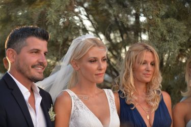 Η Μαρία Φραγκάκη παντρεύτηκε τον αγαπημένο της Μάρκο στην Πάρο