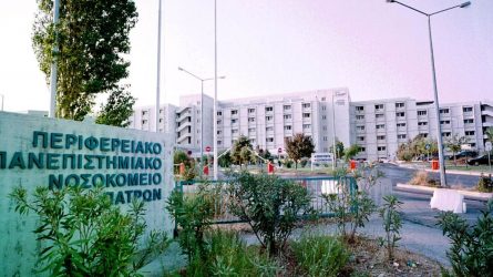 Κορονοϊός: Συναγερμός για 28χρονο που νοσηλεύεται στη ΜΕΘ