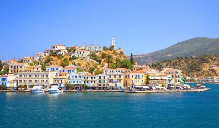 Χωρίς ρεύμα ο Πόρος μετά την πτώση του ελικοπτέρου