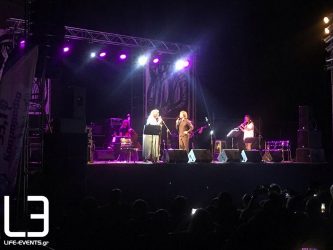 Εντυπωσιακή η παρουσία του κοινού στην έναρξη της “Βαλκανικής Πλατείας” με Φαραντούρη-Λέκκα (ΦΩΤΟ)