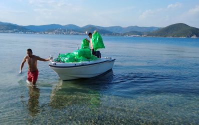 Καβάλα: Παράδειγμα προς μίμηση μία παρέα νέων εθελοντών (ΦΩΤΟ)