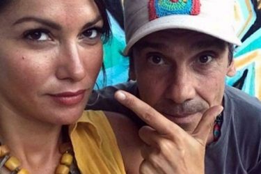 Κλέλια Ρένεση: «Το παιδί μου δεν είναι του Manu Chao»