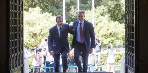 Επικοινωνία Μητσοτάκη-Αναστασιάδη για τις τουρκικές προκλήσεις
