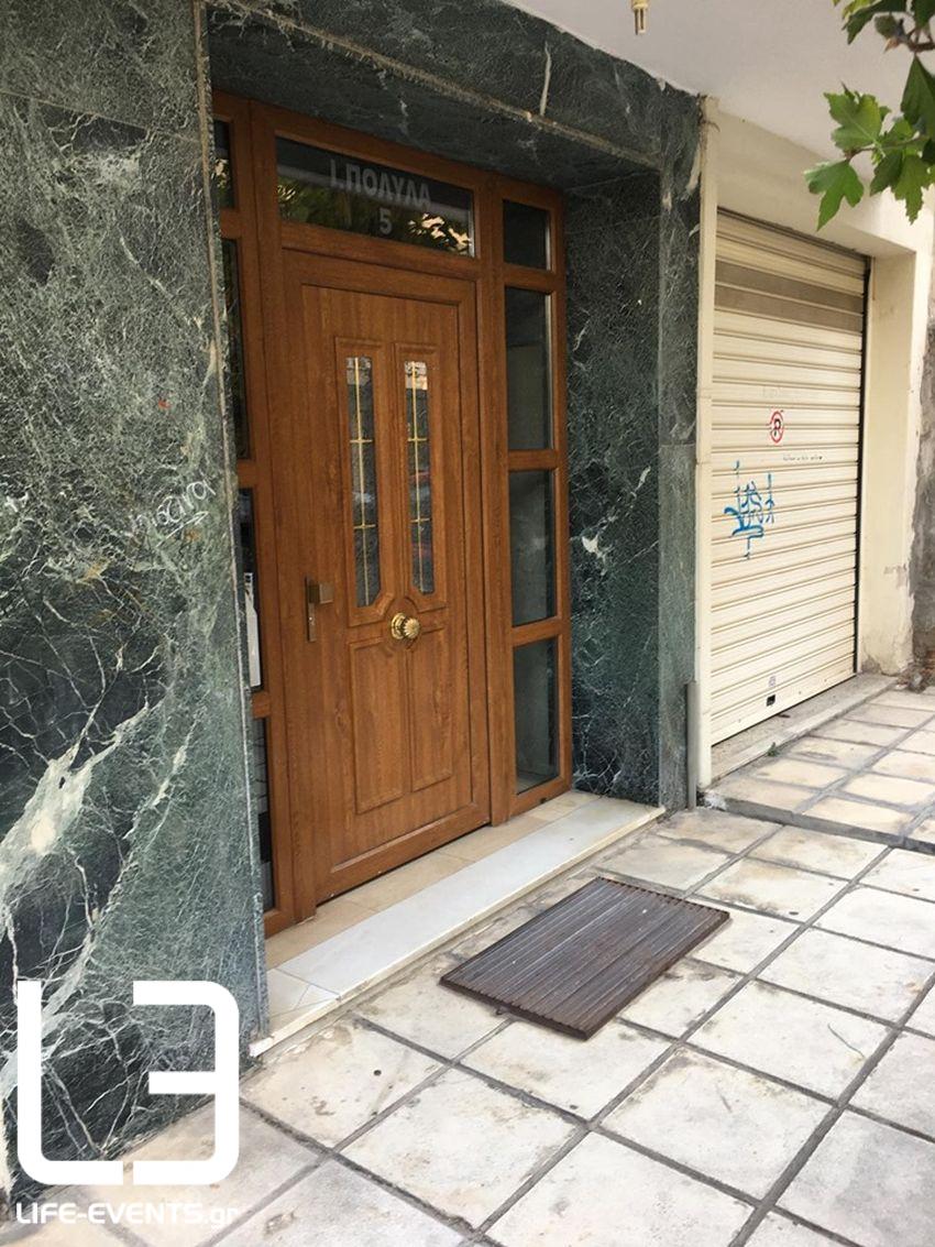 thessaloniki xarilaou harilaou vrefos polykatoikia