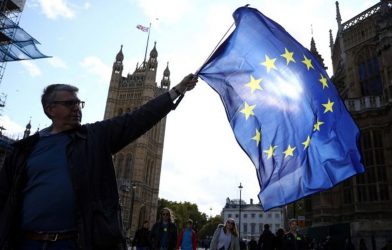 Τη Δευτέρα αποφασίζει η Βρετανία για το Brexit