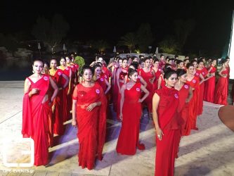 Χαλκιδική: Η πιο ωραία γυναίκα από την Ινδία είναι εδώ! (ΦΩΤΟ)