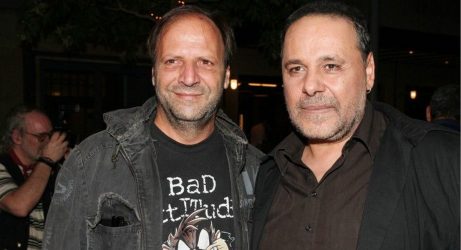 Συγγραφικό δίδυμο στα “μαχαίρια” – Εξώδικο Αποστόλου στον Ρήγα