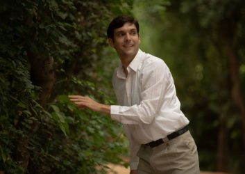 Ανατρεπτικός ο ρόλος του Γιάννου στις Άγριες Μέλισσες