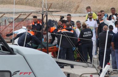 Στους 13 οι νεκροί από το νέο ναυάγιο στην Ιταλία