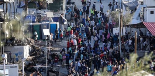 Νέα καθιστική διαμαρτυρία προσφύγων στη Μόρια