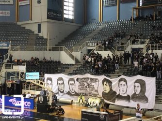 Το πανό του ΠΑΟΚ στην Πυλαία για τους αδικοχαμένους των Τεμπών (ΦΩΤΟ)