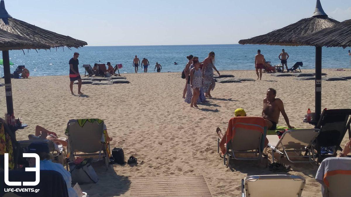 paralia akti thalassa