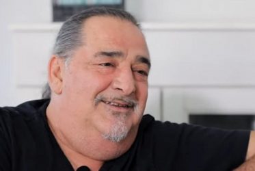 Δρούτσα: “Με ενοχλεί που ο Βασίλης Καρράς δεν μπορεί να αναπνεύσει από το πάχος”