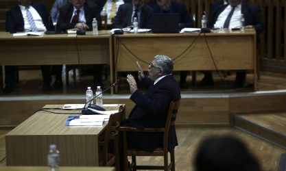 Δίκη ΧΑ: Μεταφέρθηκε στη ΓΑΔΑ ο Μιχαλολιάκος (ΒΙΝΤΕΟ)