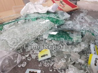 «Ντου» αγνώστων σε πρατήριο με βαριοπούλες! (ΒΙΝΤΕΟ & ΦΩΤΟ)