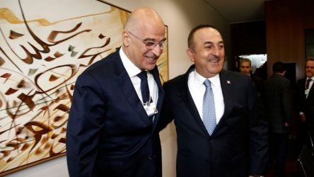 Τσαβούσογλου μετά τη συνάντηση με Δένδια: «Εχουμε καλύτερη ατμόσφαιρα στις σχέσεις μας»