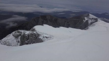 Τα πρώτα χιόνια στα χιονοδρομικά κέντρα στη Βόρεια Ελλάδα (ΦΩΤΟ)