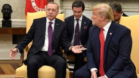 Τραμπ και Ερντογάν μίλησαν τηλεφωνικά για τις τελευταίες εξελίξεις