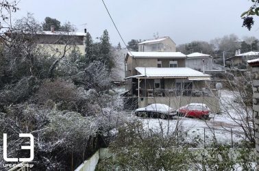 Επεσε το πρώτο χιόνι στη Θεσσαλονίκη (ΒΙΝΤΕΟ & ΦΩΤΟ)