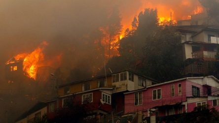 Χιλή: Μεγάλη πυρκαγιά κατέστρεψε -τουλάχιστον- 50 σπίτια