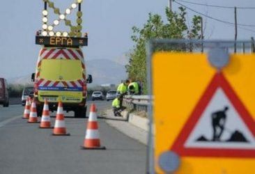 Εργασίες συντήρησης στην οδό Λουτρών στο Λαγκαδά