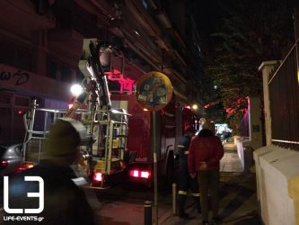 Θεσσαλονίκη: Ξέσπασε φωτιά σε κτήριο στο κέντρο της πόλης (ΦΩΤΟ)