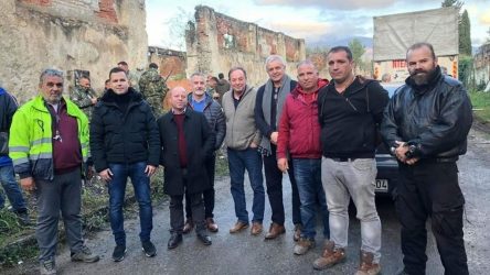 Ανθρωπιστική βοήθεια στο Δυρράχιο στην Αλβανία
