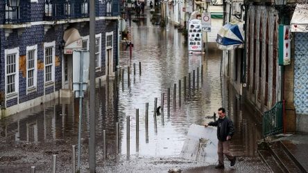 Γερμανία: Πολλά προβλήματα προκάλεσε ο τυφώνας “Ιγνάτιος” (ΒΙΝΤΕΟ)