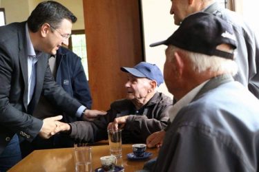 Η ΠΚΜ βοηθά 3.000 ηλικιωμένους μέσω προγράμματος