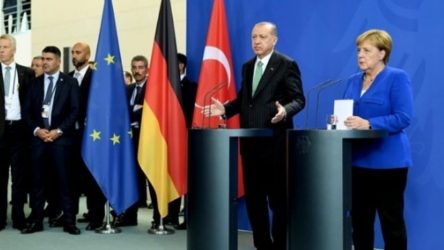 «Έκλεισε» η συνάντηση Μέρκελ – Ερντογάν