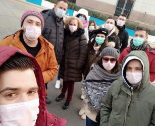 Συγκλονίζει Έλληνας που ζει στην Κίνα: «Βγαίνουμε από το σπίτι με κουπόνι»