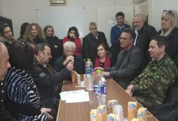 Στη δομή προσφύγων στα Διαβατά ο Κώστας Αρβανίτης
